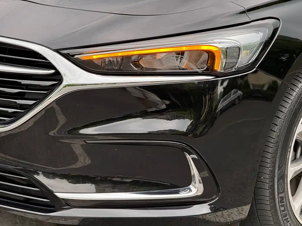 Buick LaCrosse — миниатюра 4