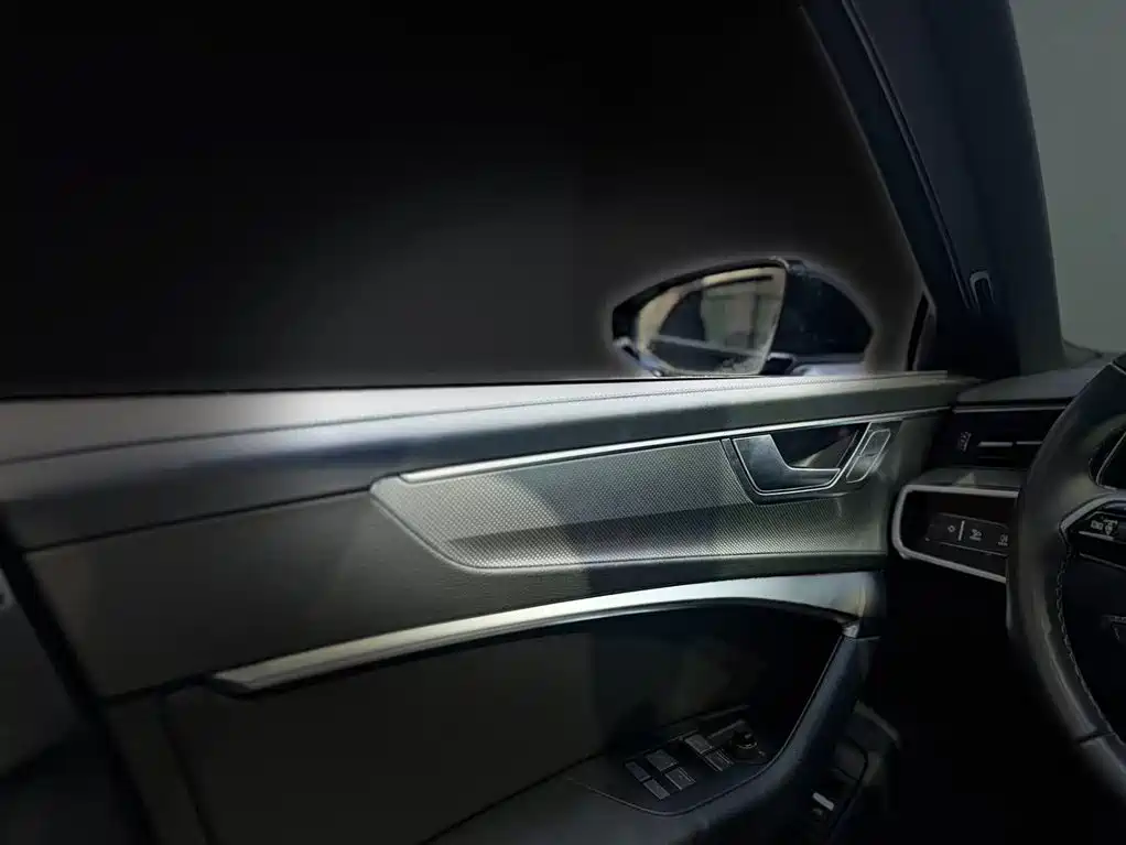 Audi A6L 2024 45 TFSI