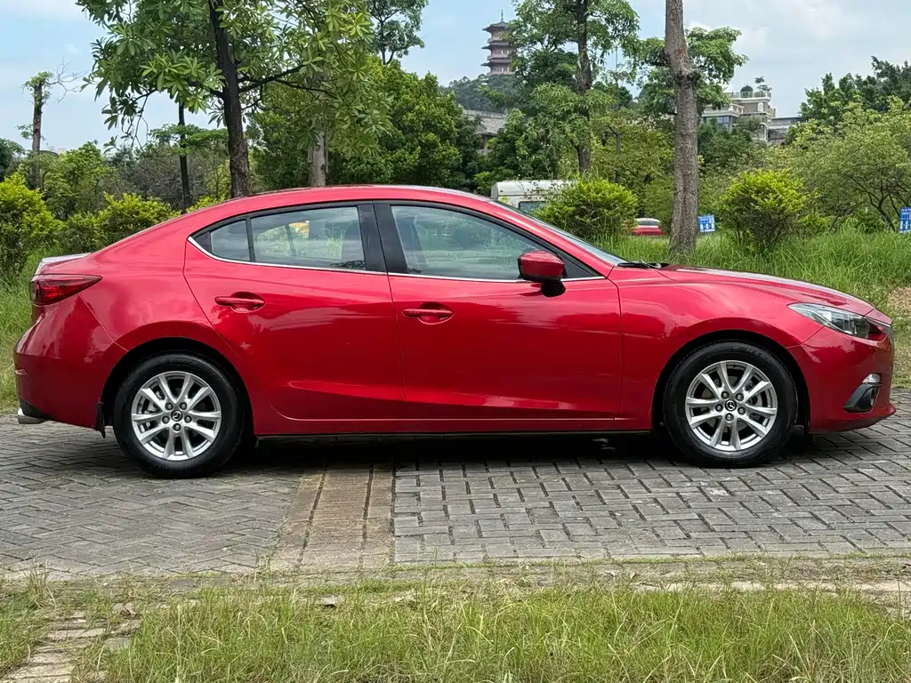 Mazda 3 Axela — миниатюра 12
