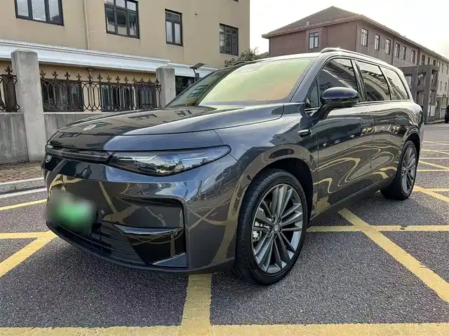 ZERO-RUNNING CAR ZERO RUN C16 2024