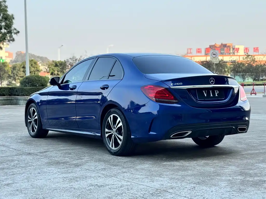 MERCEDES-BENZ C CLASS