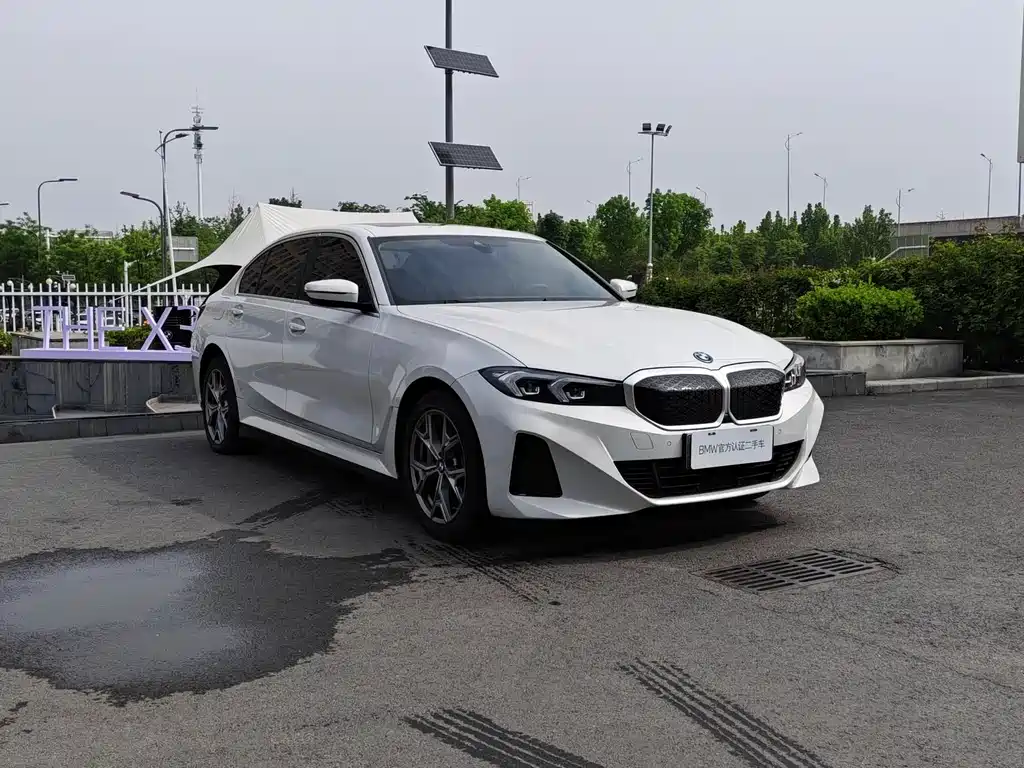 BMW i3 2024 eDrive 35 L