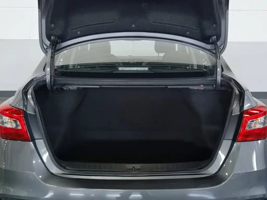 Nissan Sylphy — миниатюра 16