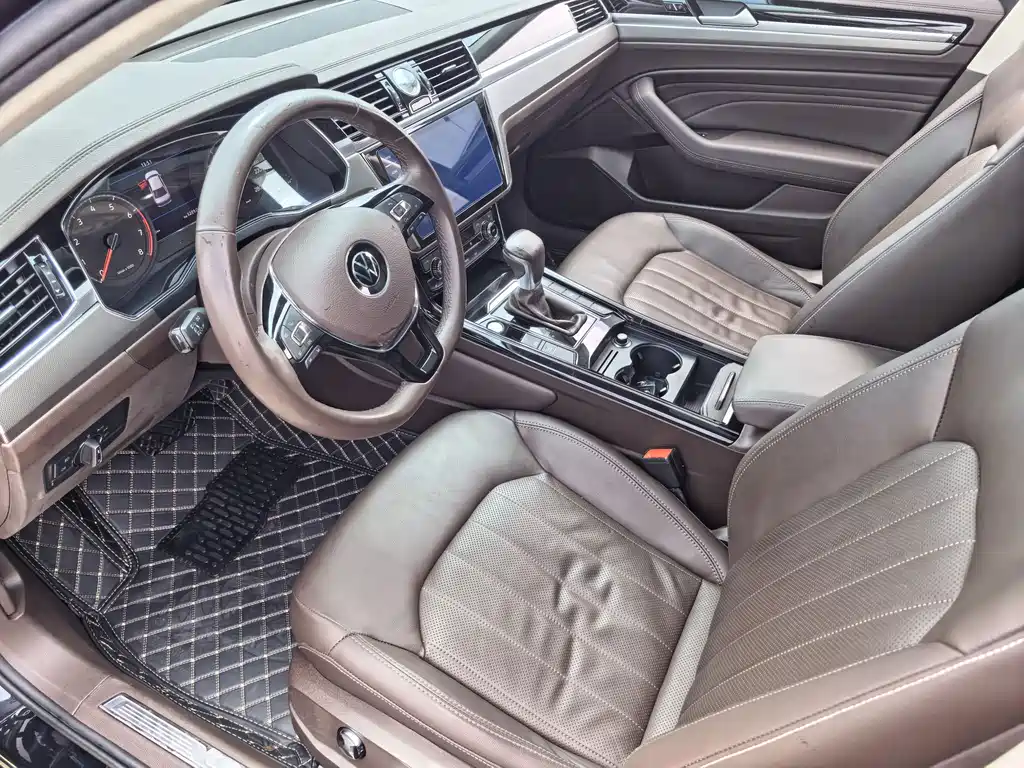 Volkswagen Phideon — миниатюра 6