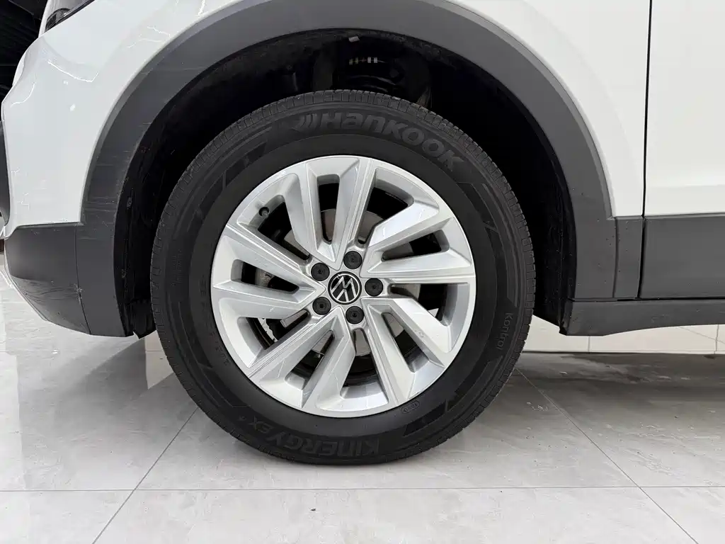 Volkswagen Tacqua 1.5L Auto Joy Connected Edition, фото 20
