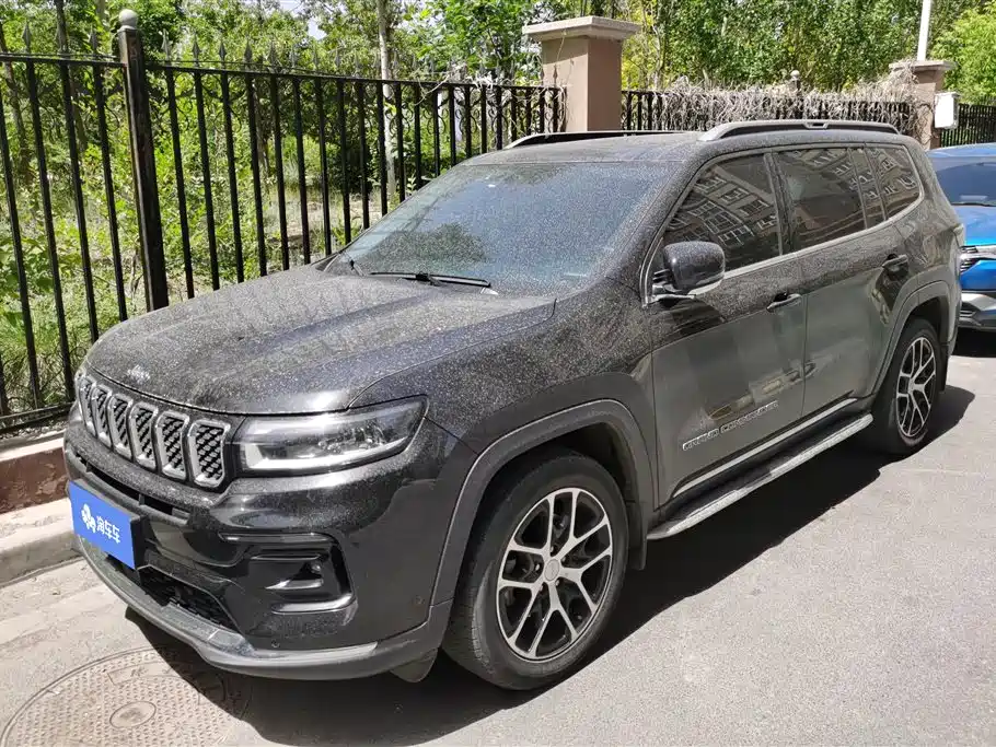 Купить Jeep Grand Commander