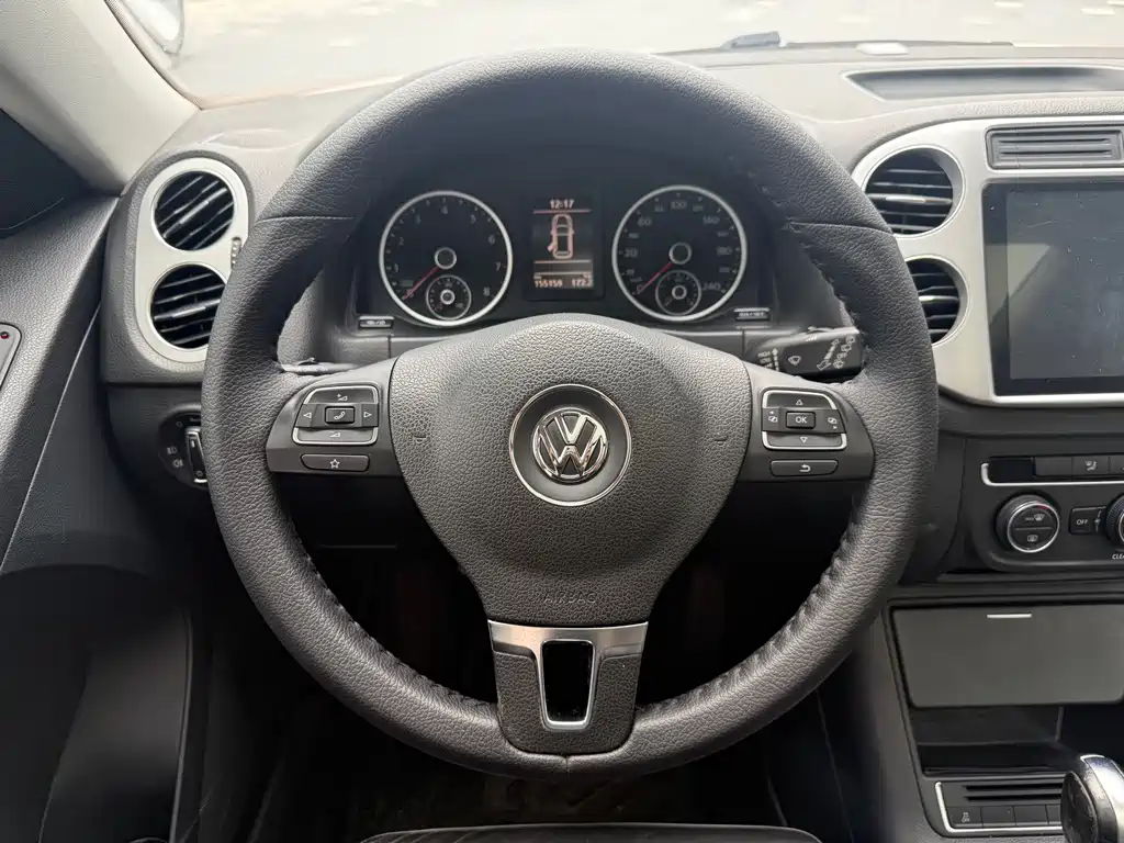 Volkswagen Tiguan — миниатюра 11
