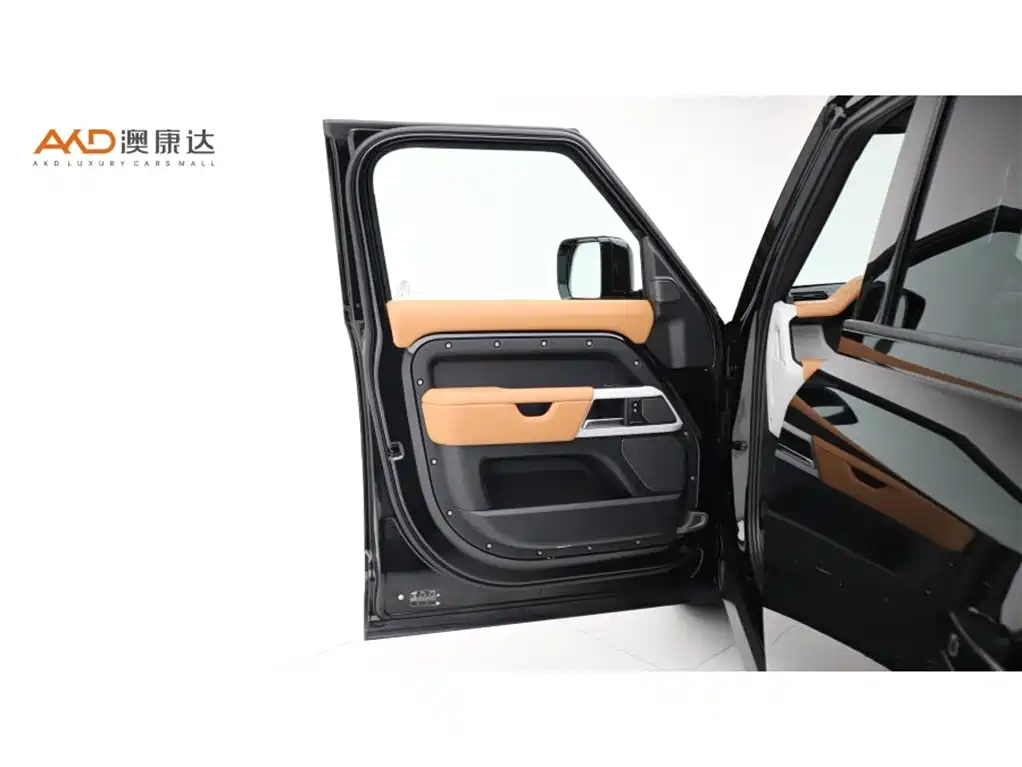 Land Rover Defender — миниатюра 10