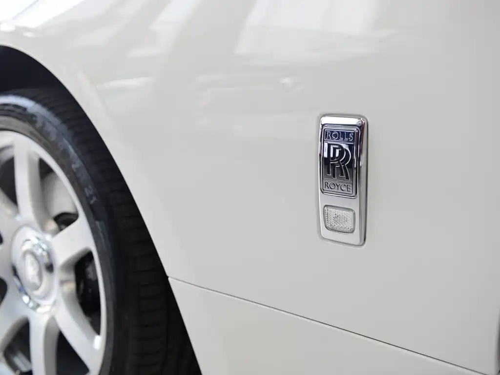 Rolls-Royce Wraith — миниатюра 23