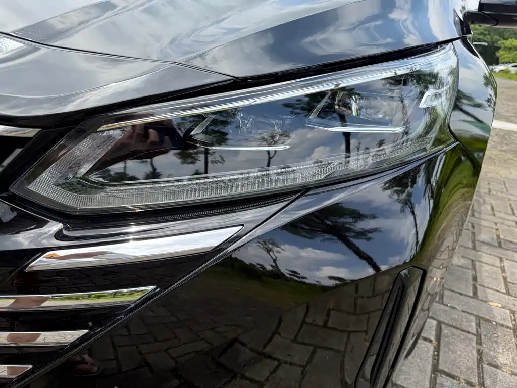 Nissan Teana — миниатюра 9
