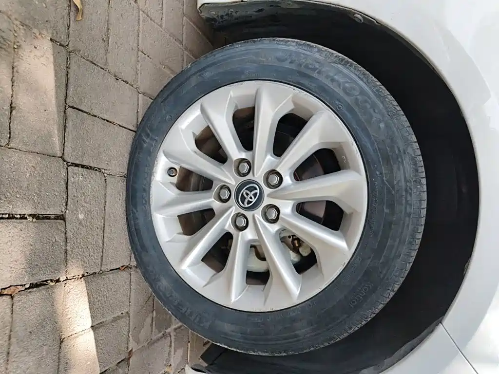 Toyota Corolla — миниатюра 24
