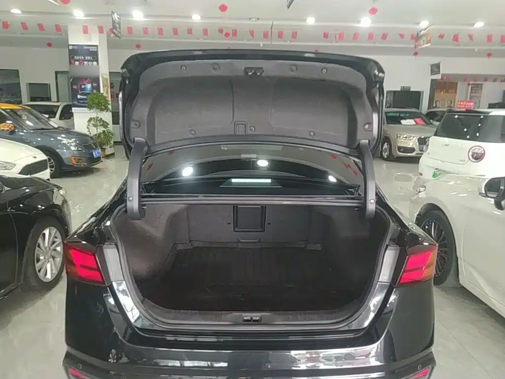 Nissan Teana — миниатюра 19