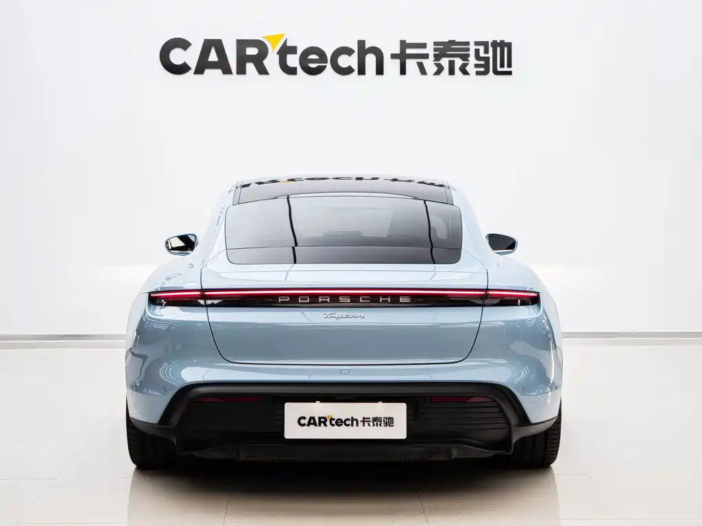 Porsche Taycan — миниатюра 6