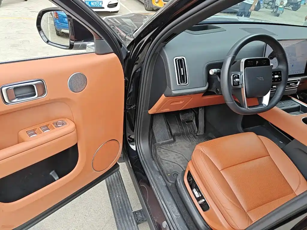 Li Auto Li L8 — миниатюра 16