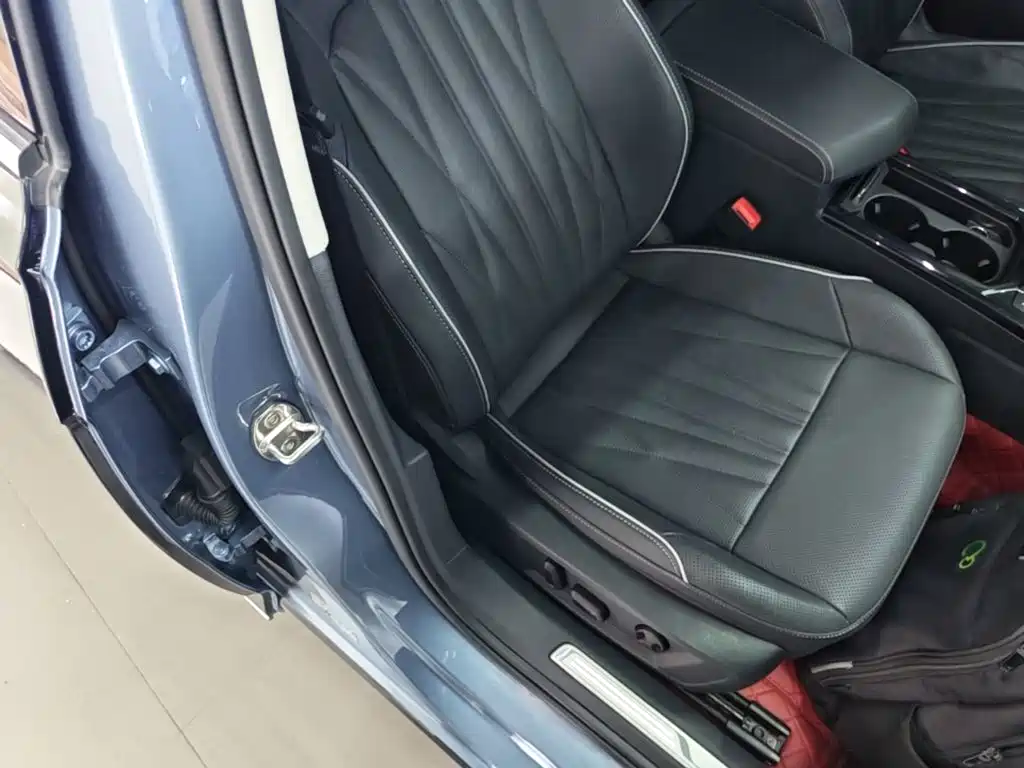 Volkswagen Passat — миниатюра 25