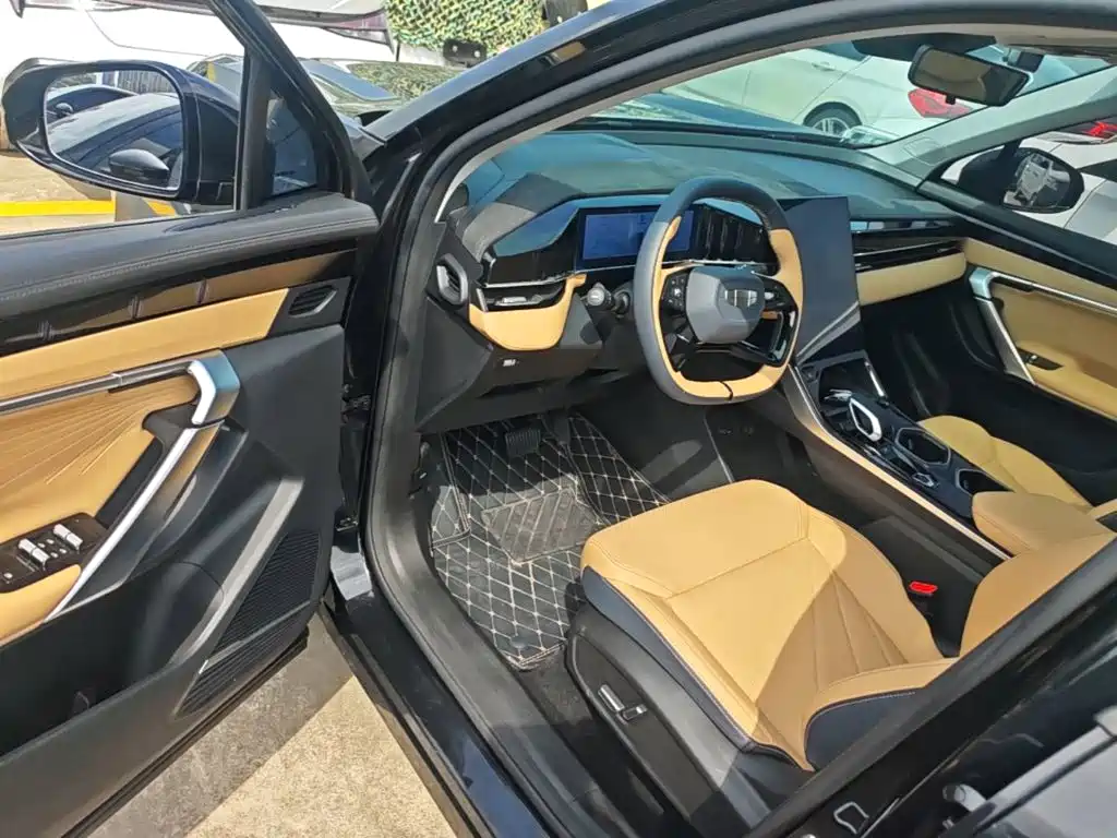 Geely Boyue L — миниатюра 16