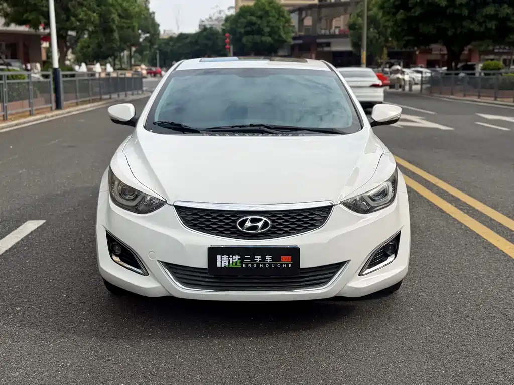 Hyundai Elantra Langdong — миниатюра 2