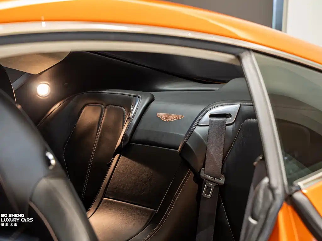 Aston Martin Virage — миниатюра 47