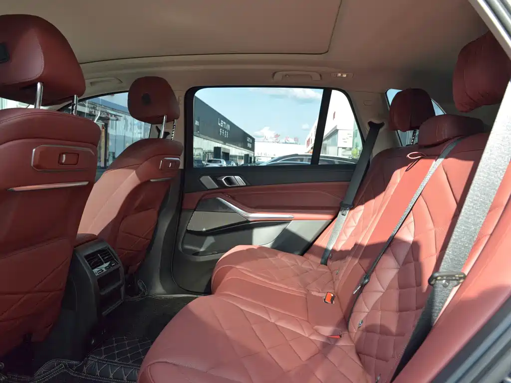 BMW X5 — миниатюра 13