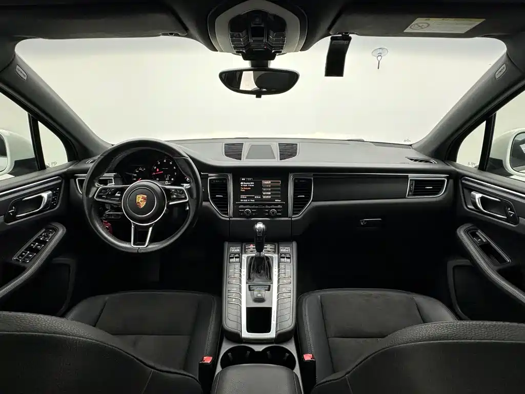 Porsche Macan — миниатюра 20