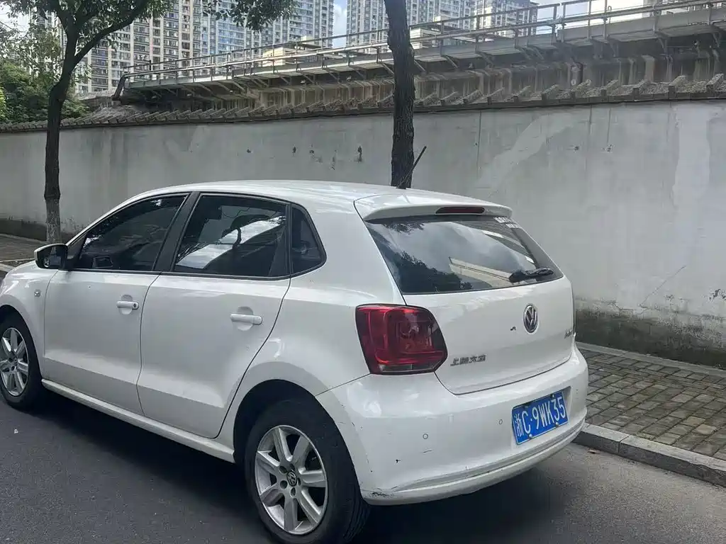 Volkswagen Polo — миниатюра 4