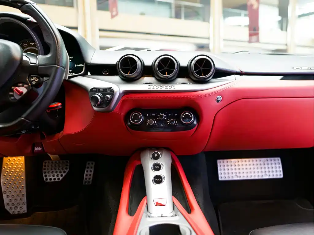 Ferrari F12berlinetta — миниатюра 12
