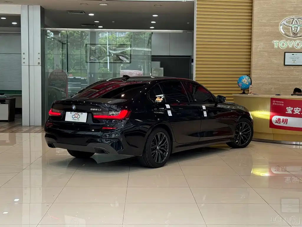 BMW 3 Series — миниатюра 2