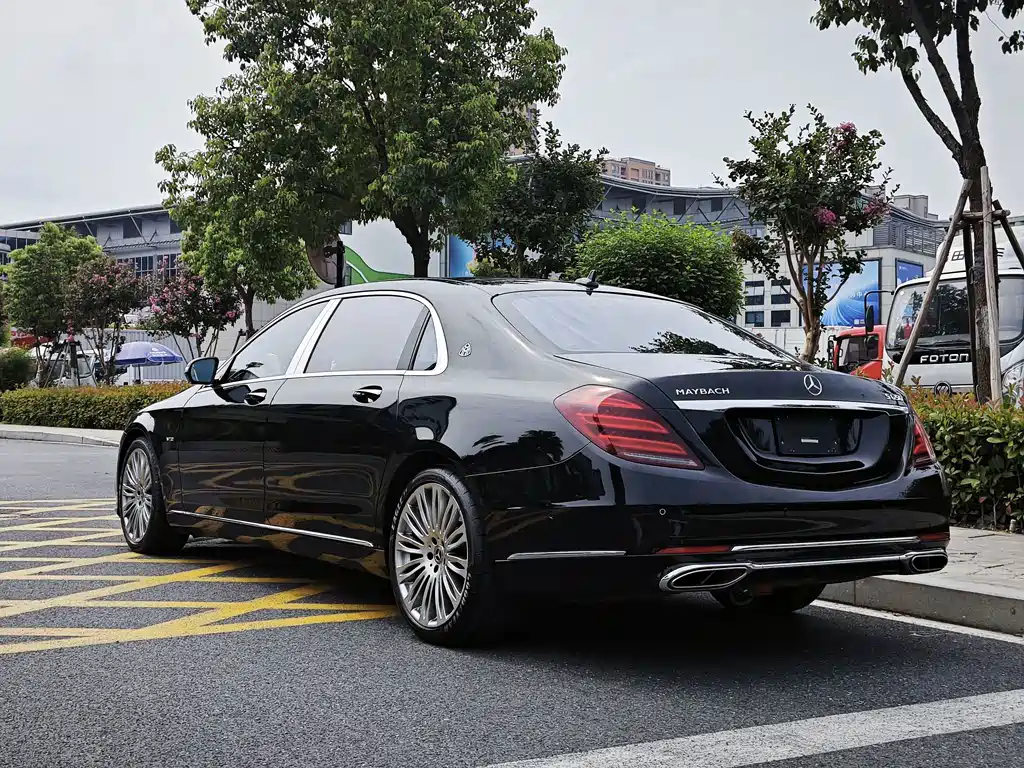 Mercedes-Benz S-Class — миниатюра 6