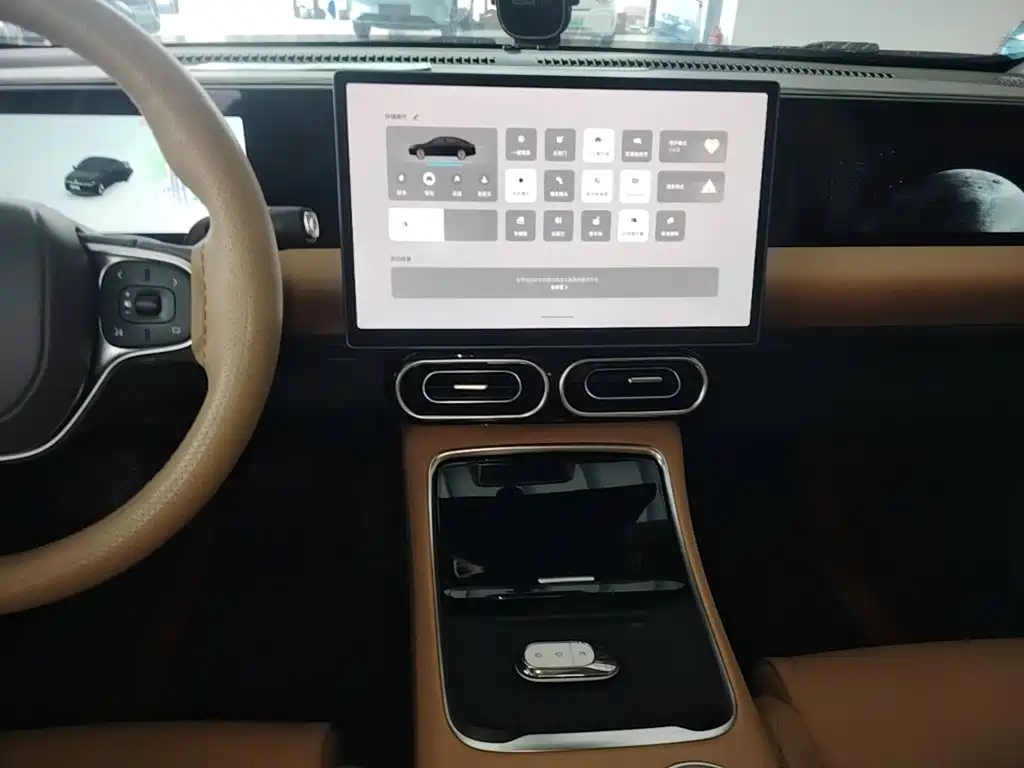Leapmotor Leapmotor C01 — миниатюра 13