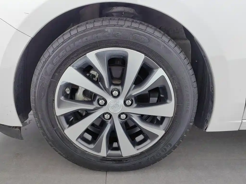 Buick Excelle — миниатюра 17