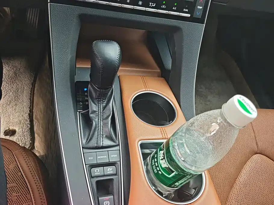 Toyota Avalon — миниатюра 16