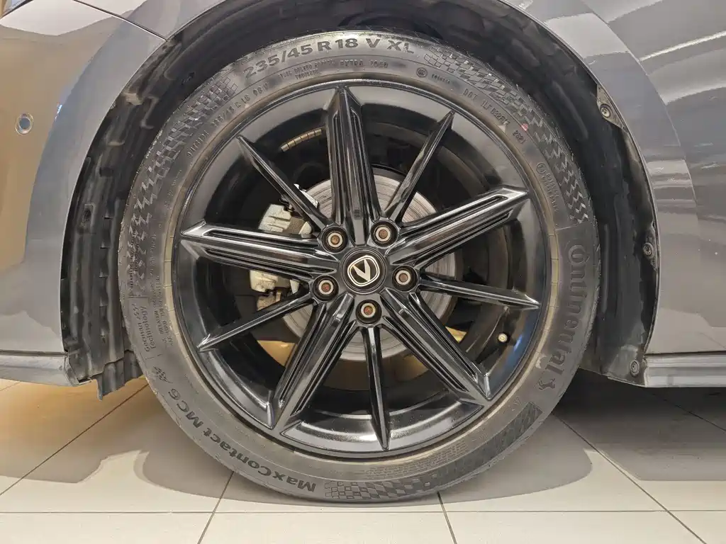 Changan UNI-V 2022 1.5T