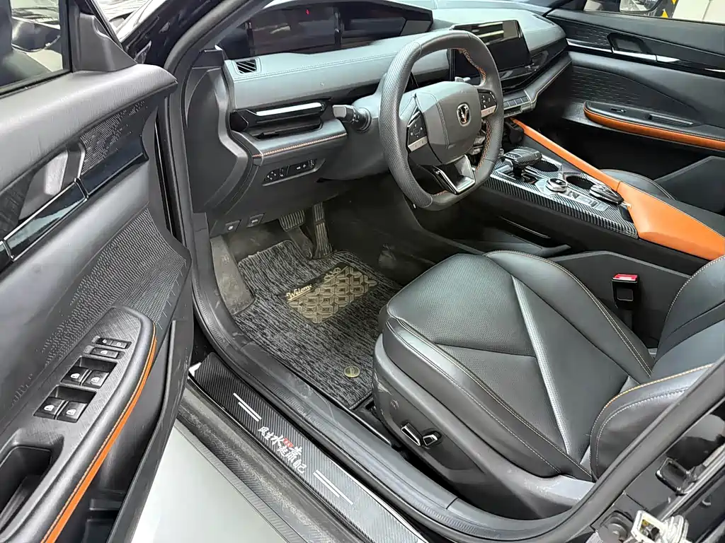 Changan UNI-V — миниатюра 4