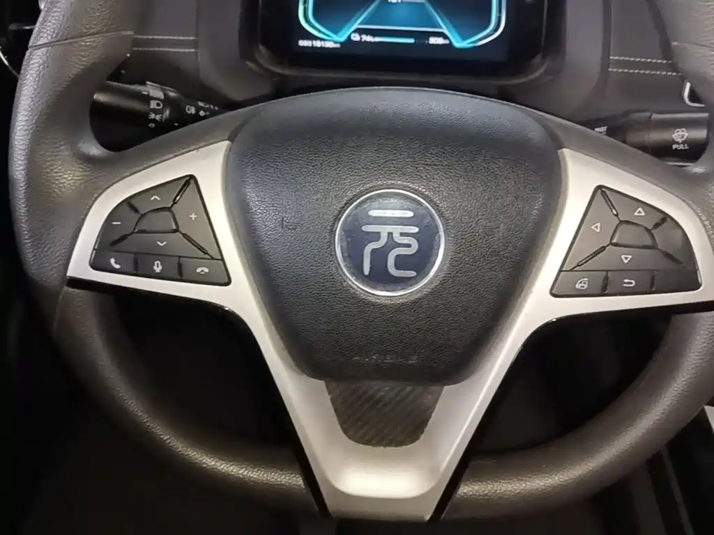BYD Yuan EV — миниатюра 11