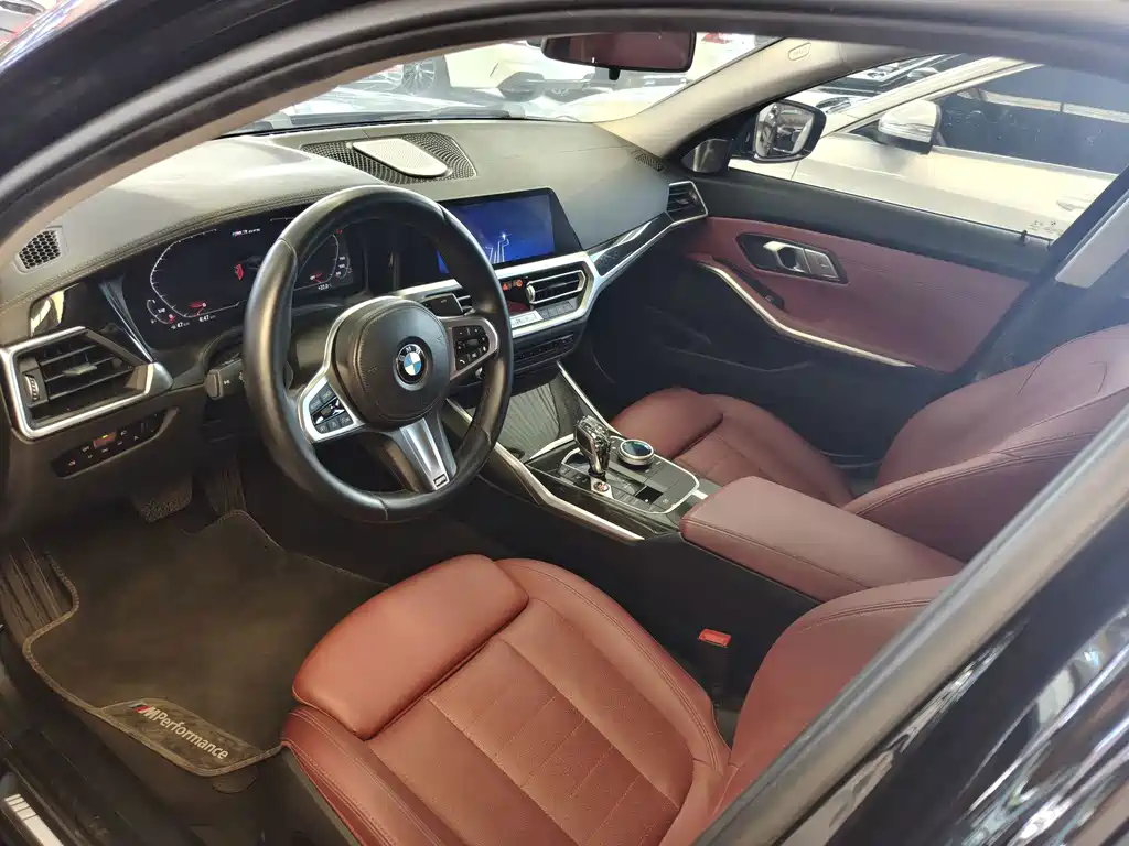BMW 3 Series — миниатюра 7