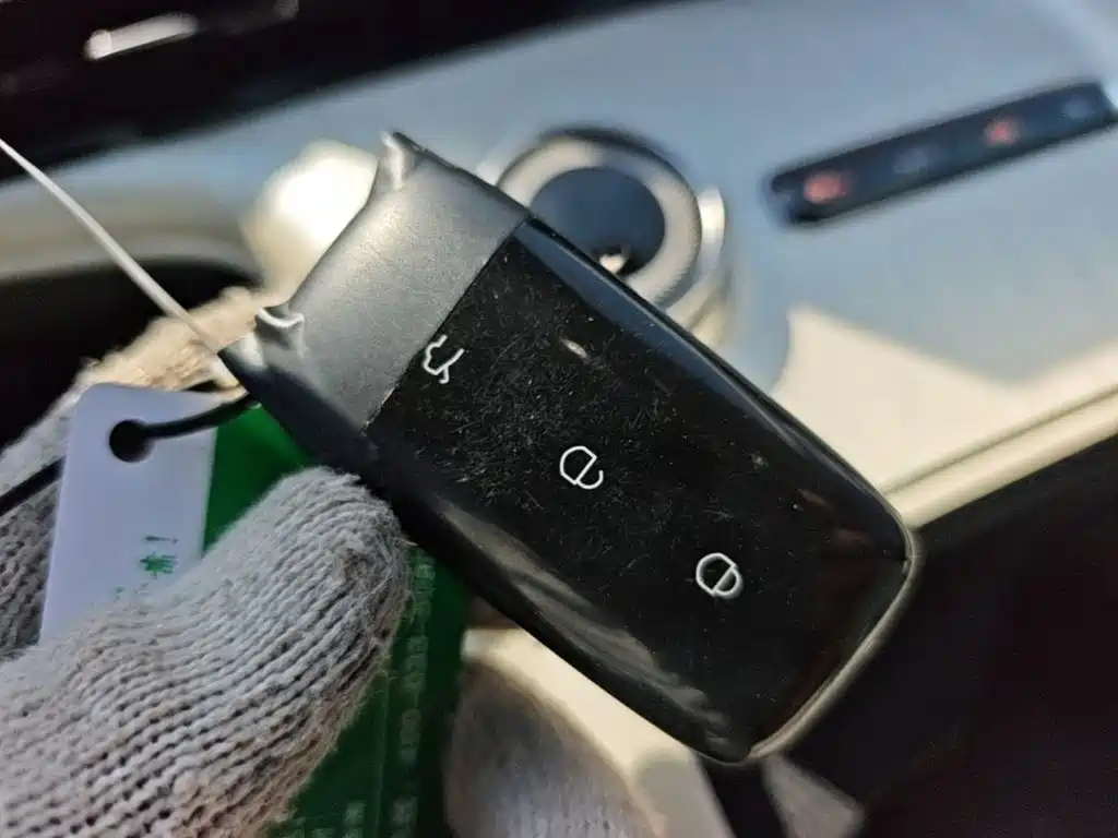 Galaxy Galaxy E5 — миниатюра 9