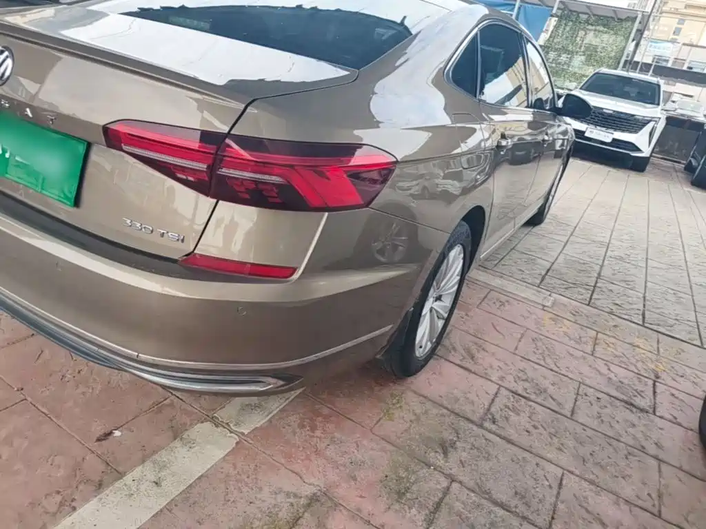 Volkswagen Passat — миниатюра 8