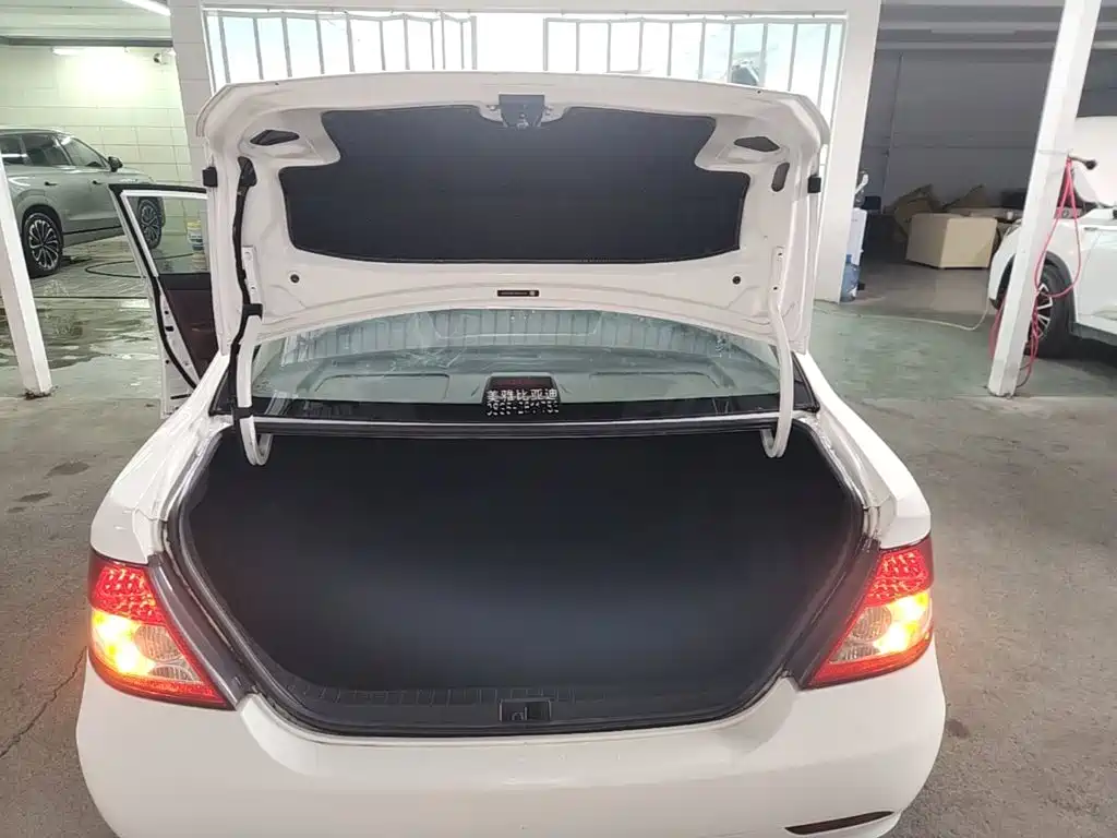BYD F3 — миниатюра 19