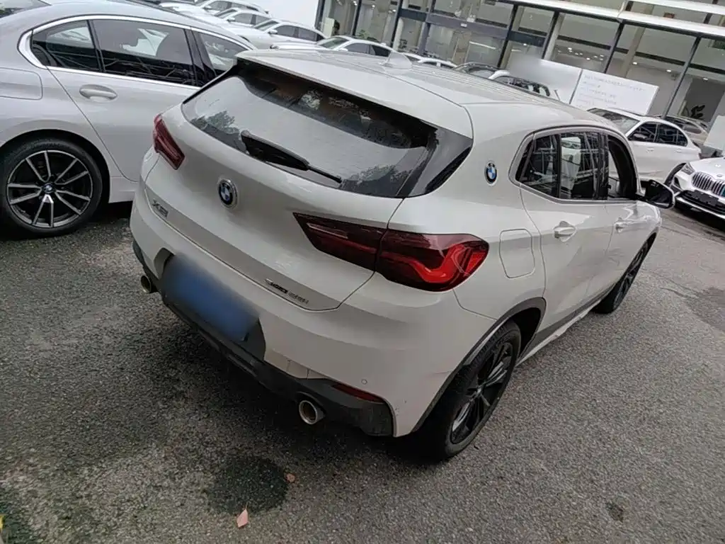 BMW X2 2023 sDrive25i M
