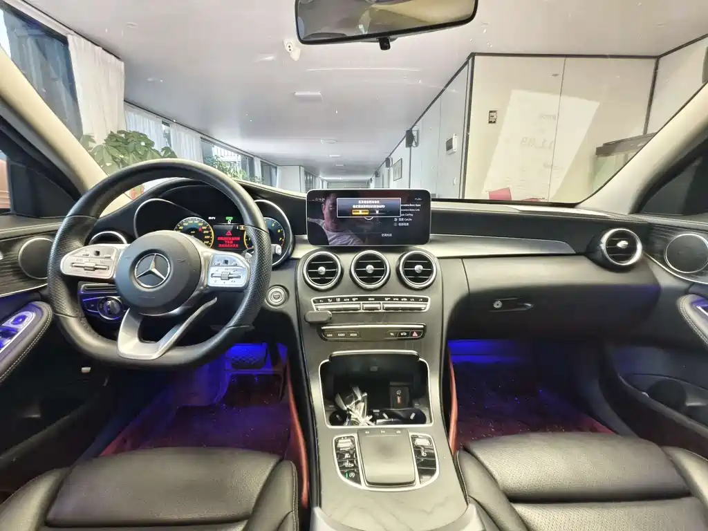Mercedes-Benz C-Class — миниатюра 7