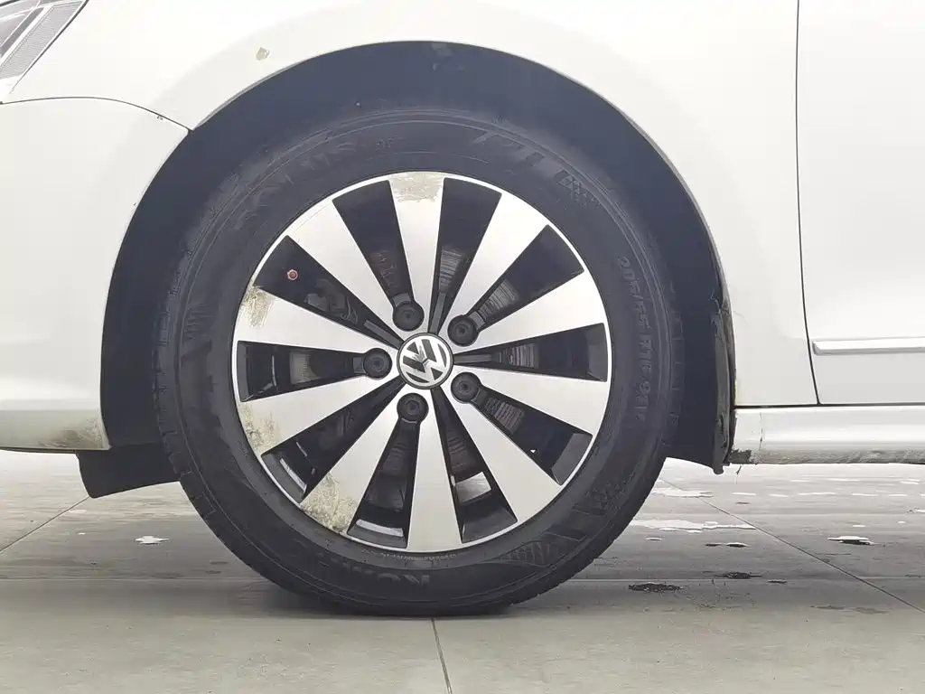 Volkswagen Sagitar — миниатюра 17