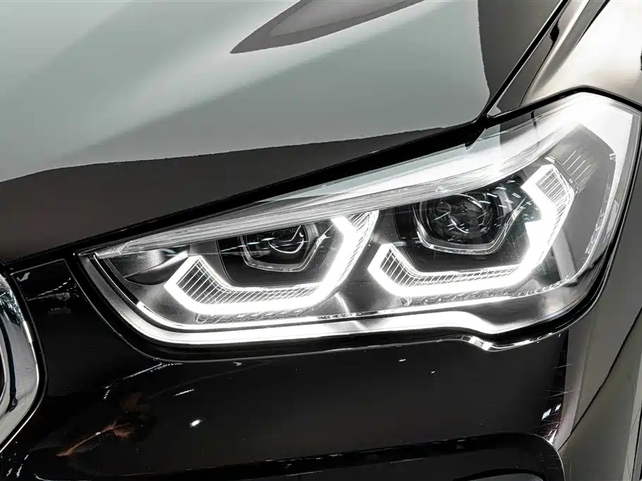 BMW X1 — миниатюра 4