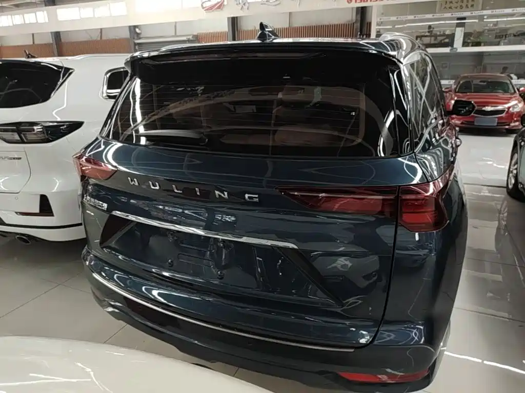 Wuling Victory — миниатюра 6