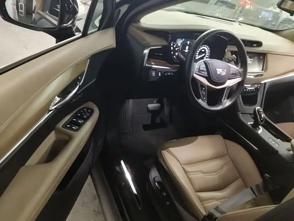 Cadillac XT5 — миниатюра 16