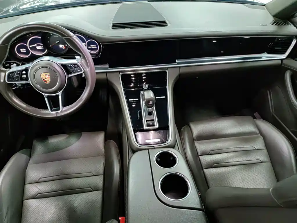 Porsche Panamera — миниатюра 8