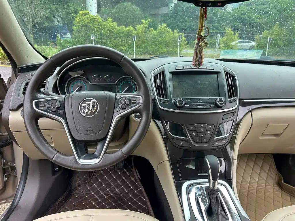 Buick Regal — миниатюра 8