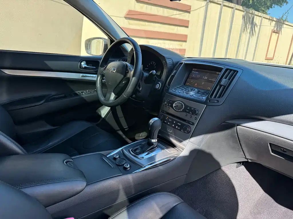Infiniti G — миниатюра 22