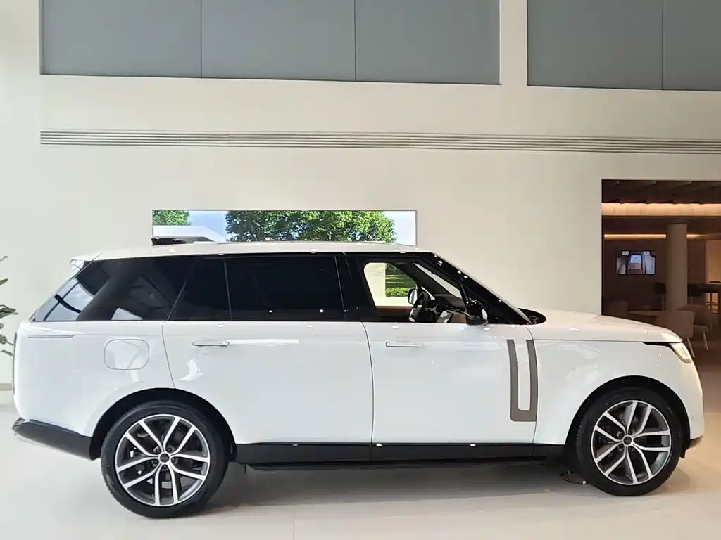 Land Rover Range Rover — миниатюра 7
