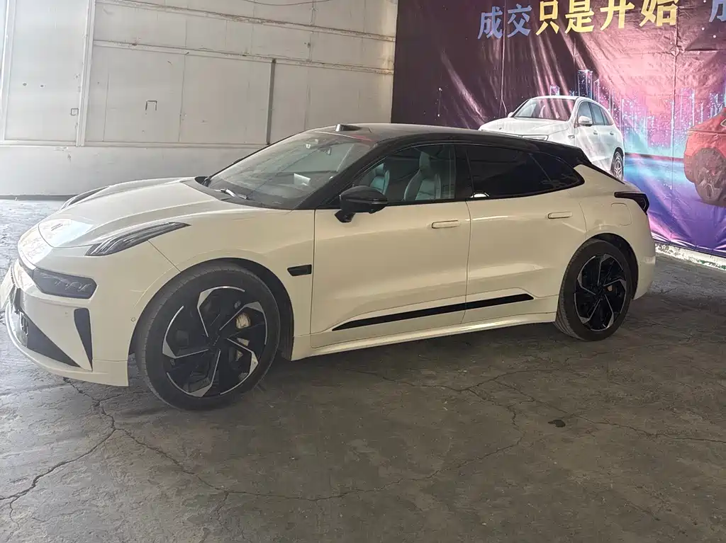 ZEEKR EXTREME KRYPTON 001