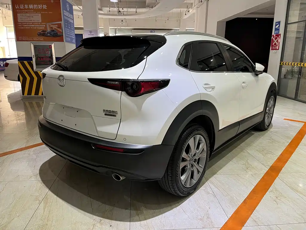 MAZDA CX 30